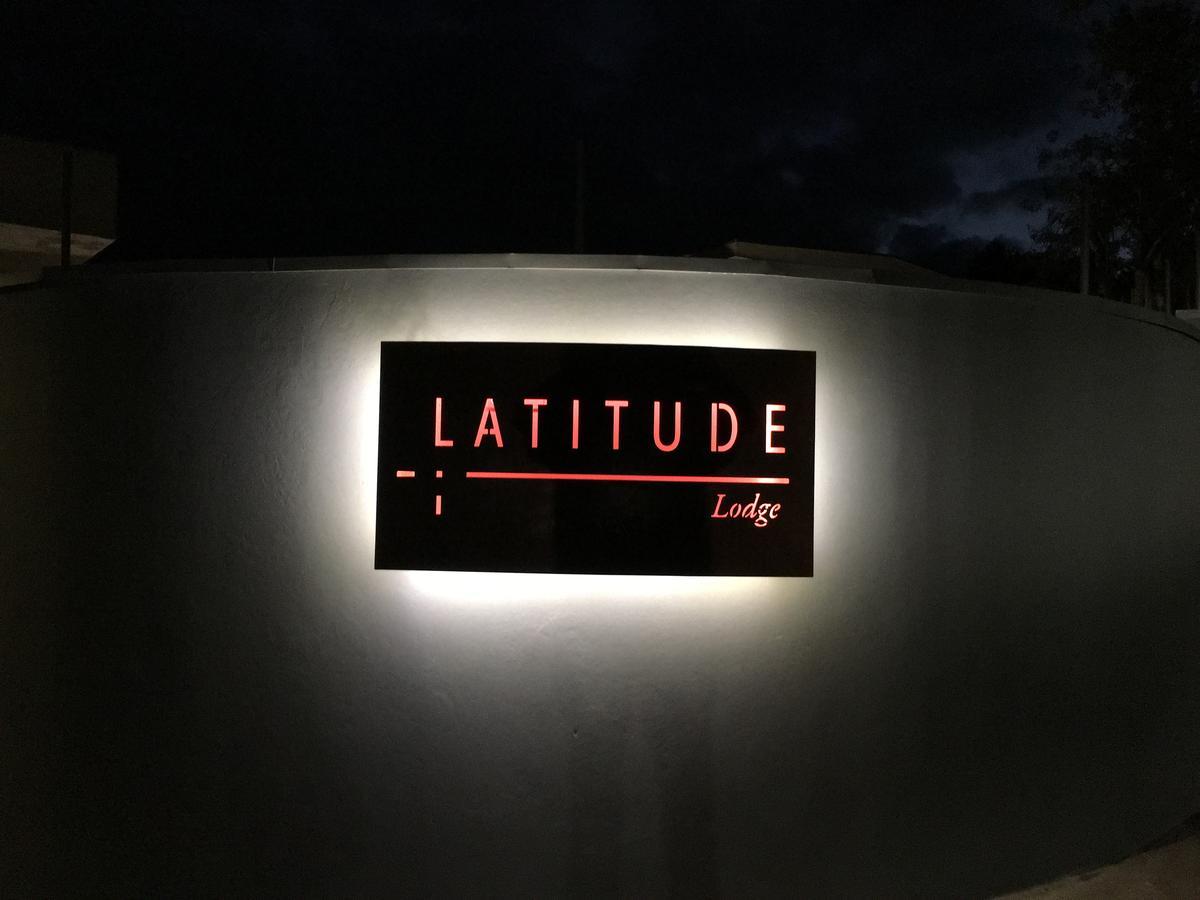 Latitude Lodge Cunha Exterior photo